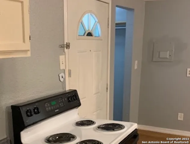 $545 | 403 Terrell Avenue, Unit 6, San Antonio, TX 78214