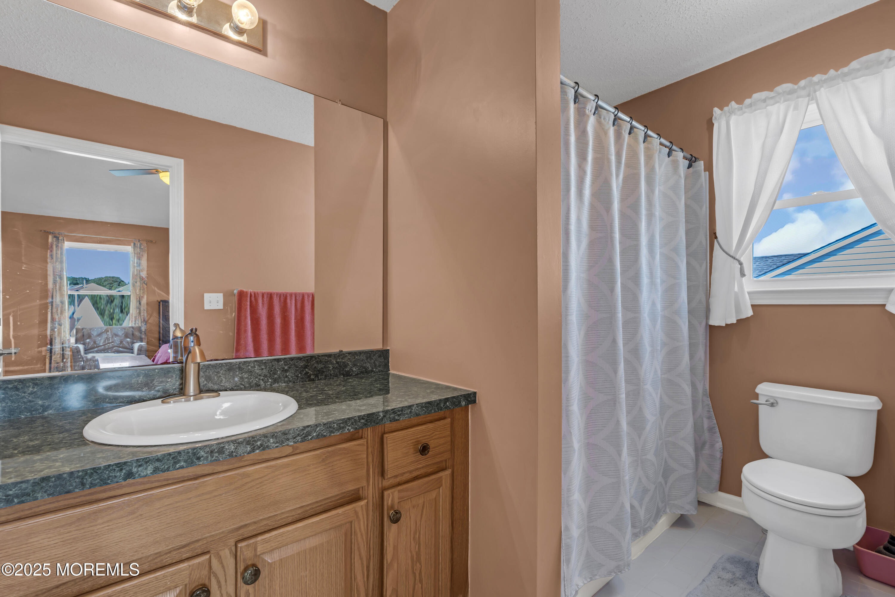 50 East Shenendoah Road Howell, NJ 07731 - Photo 21 of 22 038_dsc00044_83