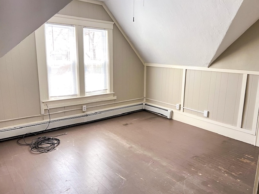 9 Holland Road Worcester, MA 01603 - Photo 12 of 24 Gallery Image 12