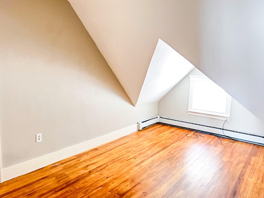 9 Holland Road Worcester, MA 01603 - Photo 17 of 24 Gallery Image 17