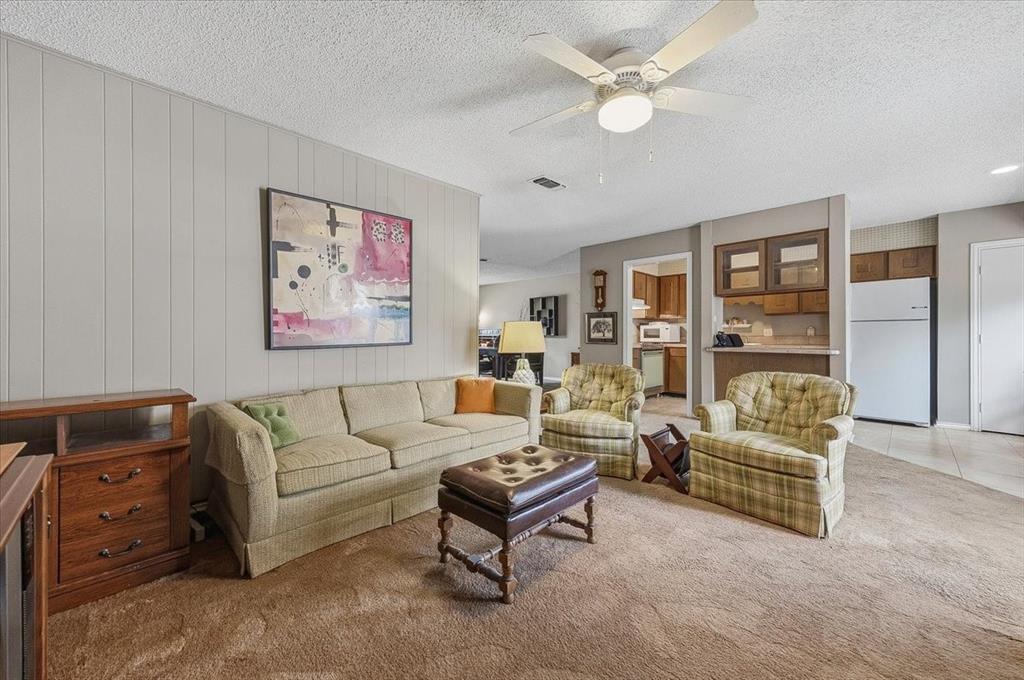 1061 Roaring Springs Road Fort Worth, TX 76114 - Photo 9 of 32 Gallery Image 9