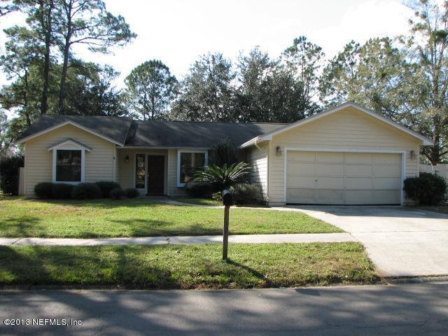 8327 Crosswind Road Jacksonville, FL 32244 - Photo 1 of 10 front 2