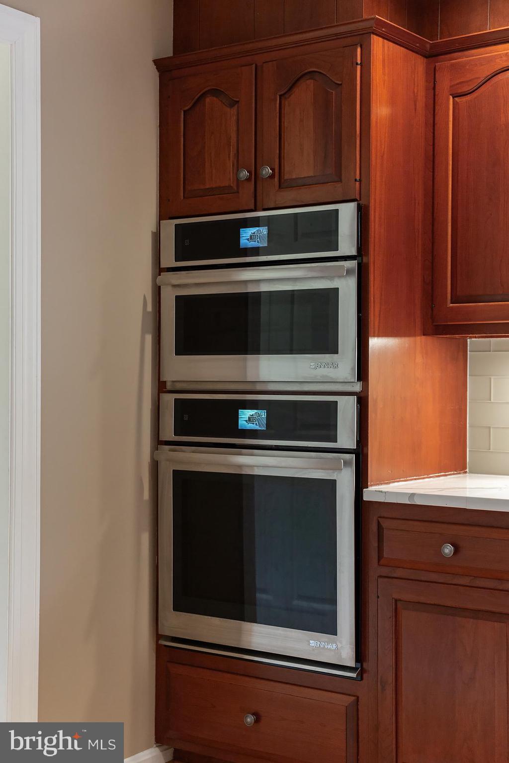 537 Randolph Drive Lititz, PA 17543 - Photo 13 of 62