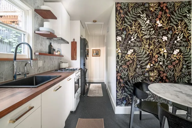 $749,000 | 904 Avondale Road, Austin, TX 78704