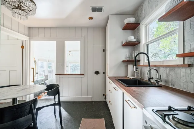 $749,000 | 904 Avondale Road, Austin, TX 78704