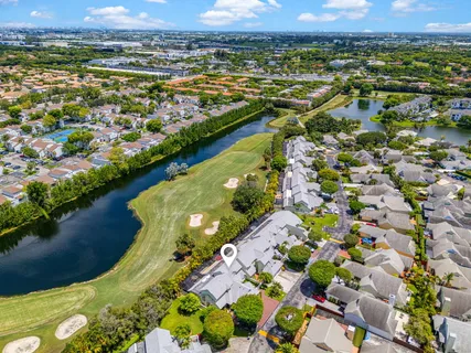 $749,999 | 4825 Northwest 98th Place, Doral, FL 33178