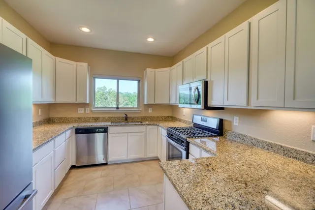 $399,900 | 127 Uplift, Horseshoe Bay, TX 78657