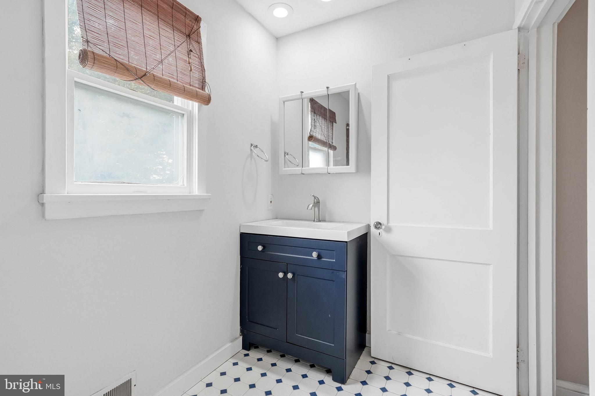 3 Ridgeway Avenue Oaklyn, NJ 08107 - Photo 34 of 51