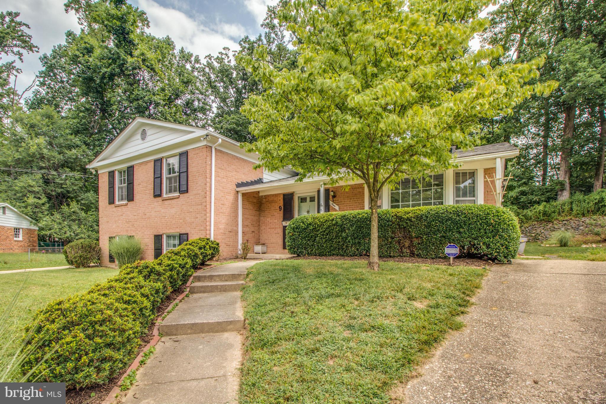 9 Briggs Court Silver Spring, MD 20906 - Photo 2 of 28 Exterior (Front)