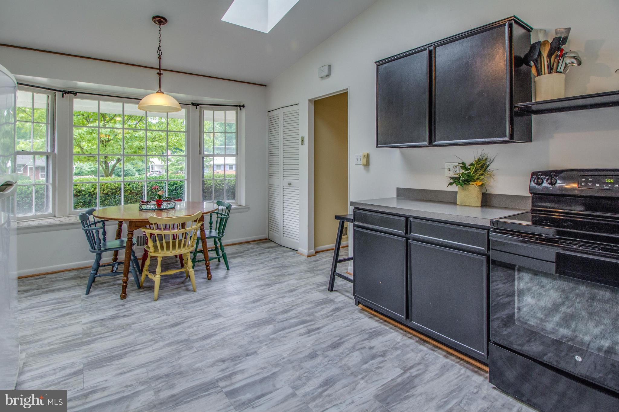 9 Briggs Court Silver Spring, MD 20906 - Photo 7 of 28 Kitchen