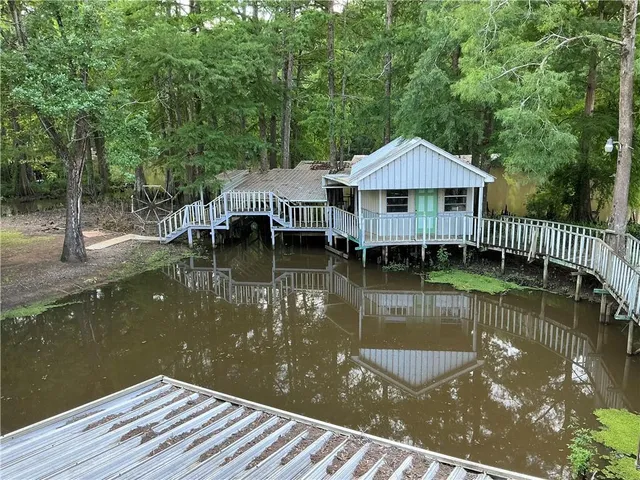 $170,000 | 2002 Little River Road, Marksville, LA 71351