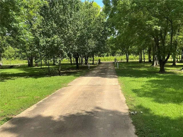 $170,000 | 2002 Little River Road, Marksville, LA 71351