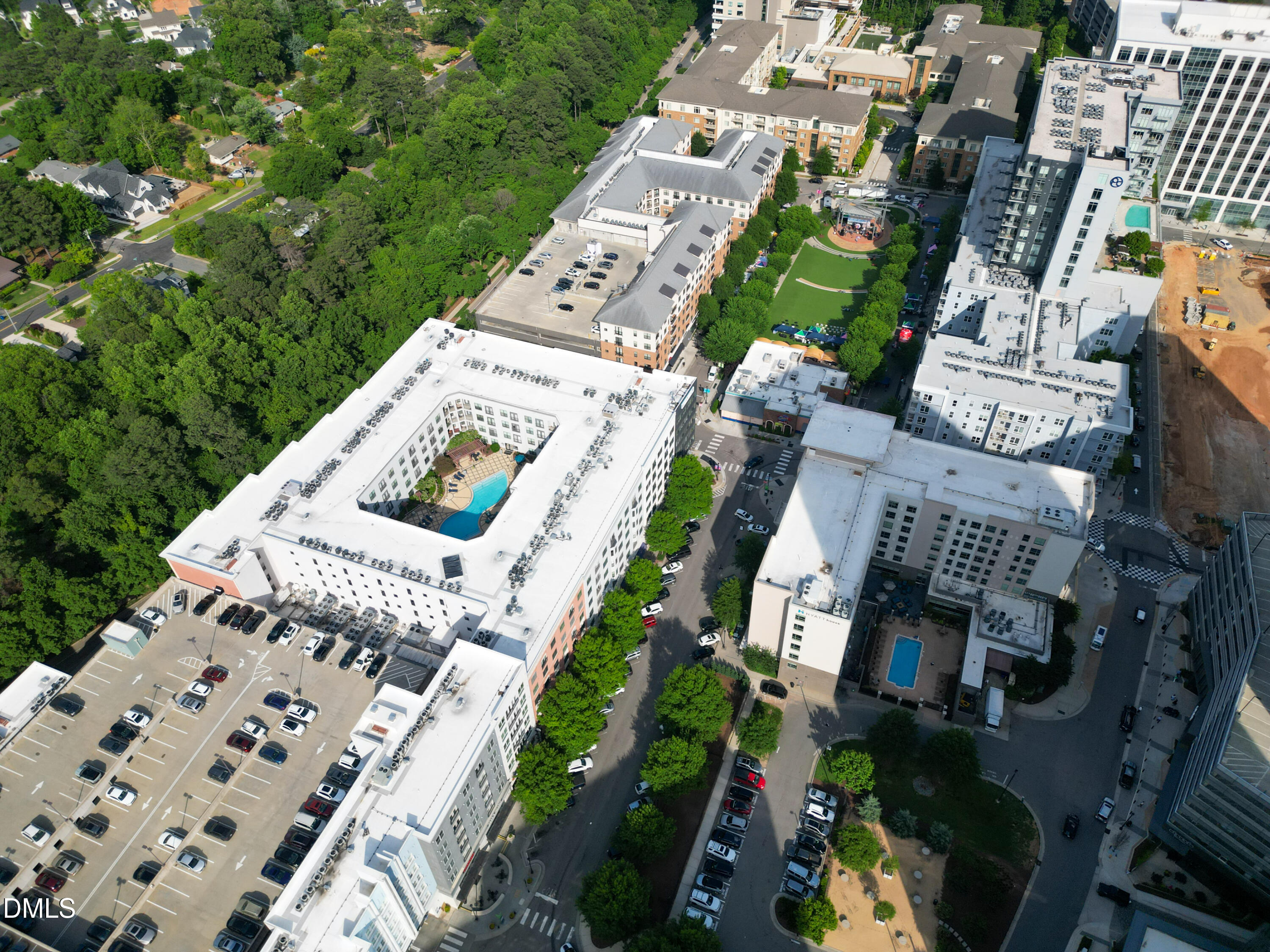 509 Oakland Drive Raleigh, NC 27609 - Photo 40 of 47 dji_fly_20250502_174112_314_174613910994