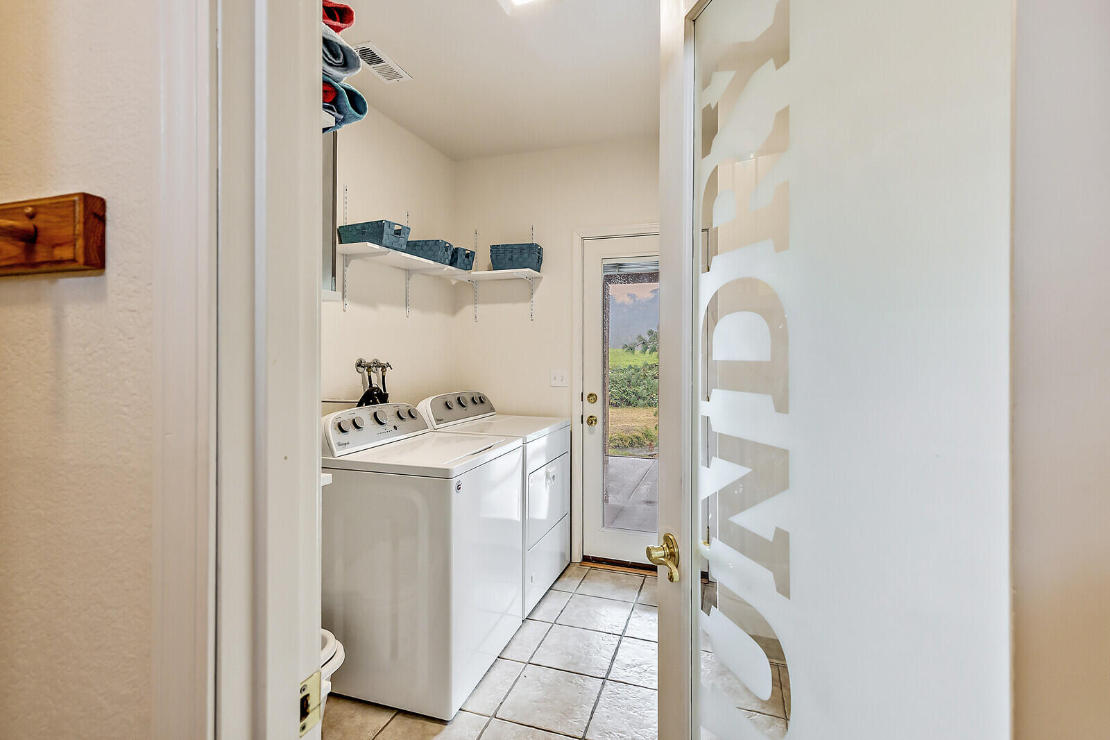 5990 New Hope Road Grants Pass, OR 97527 - Photo 17 of 58 54_NHR_54_mls