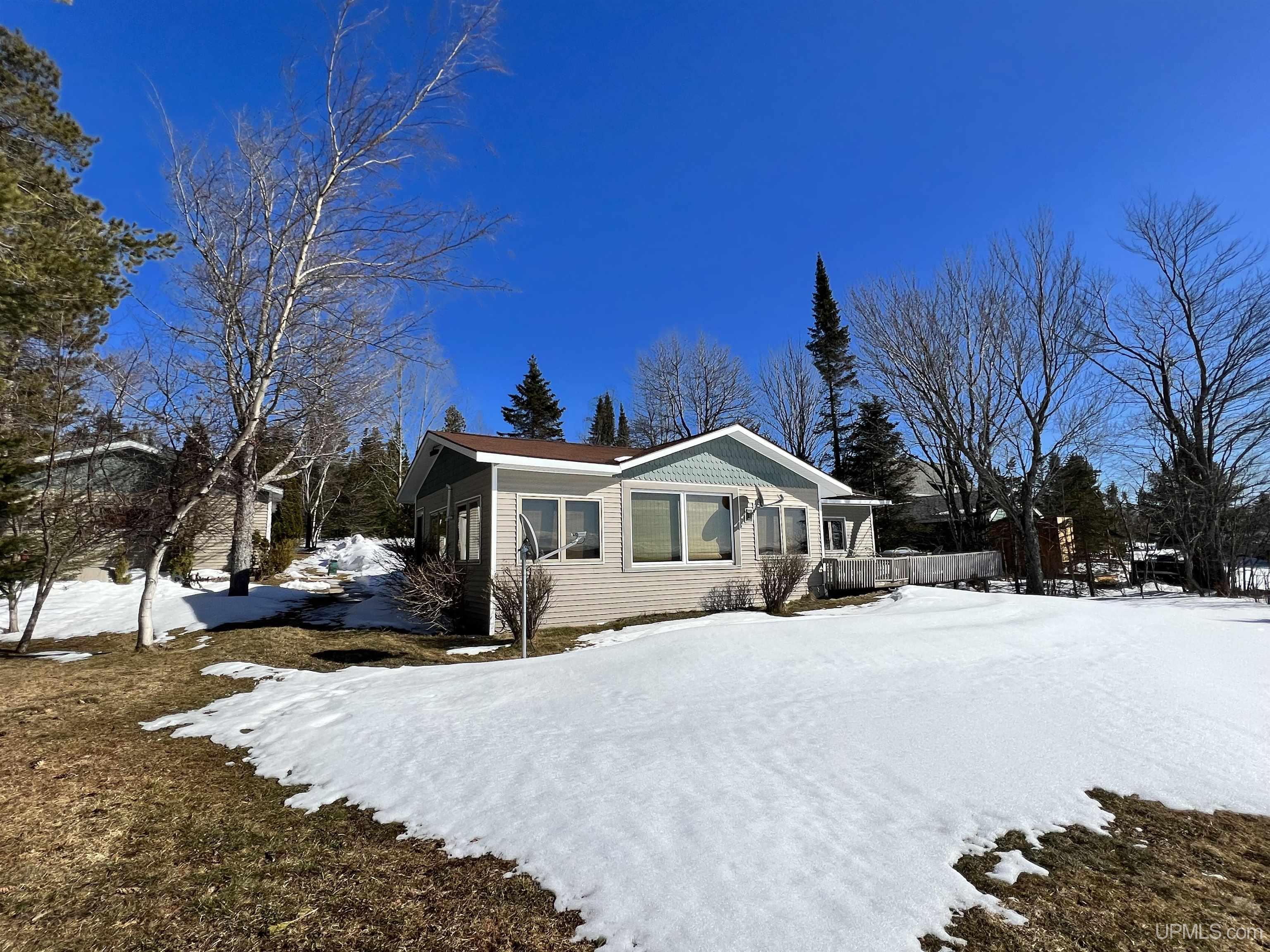 49775 Louis Point Road Lake Linden, MI 49945 - Photo 50 of 59