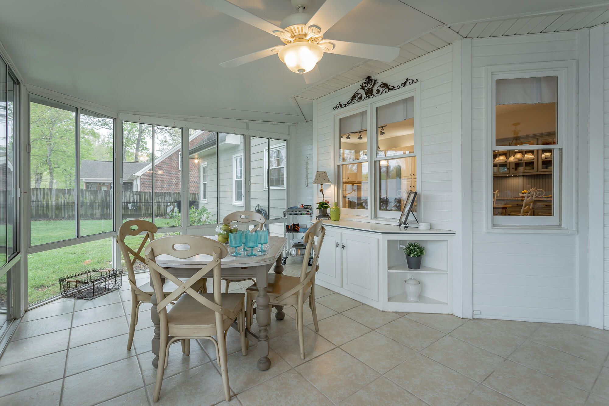 8042 Rosemere Way Chattanooga, TN 37421 - Photo 46 of 54 Lanai eating area