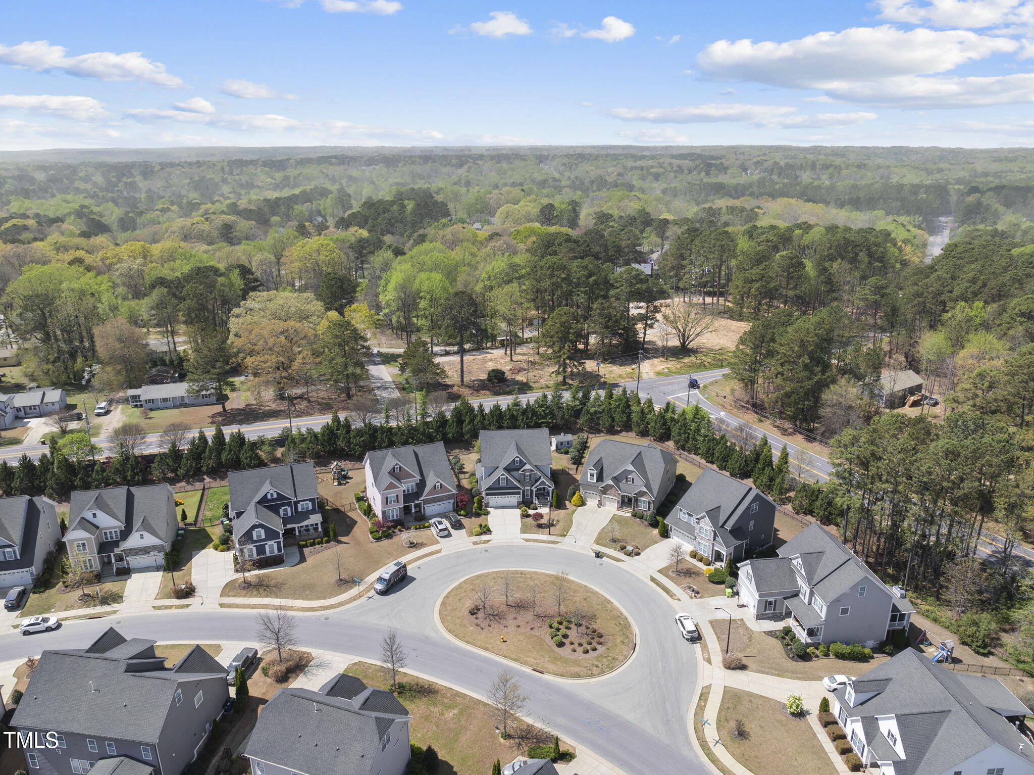 2609 Brookstone Ridge Loop Raleigh, NC 27613 - Photo 63 of 65 DJI_20250331132713_0024_D