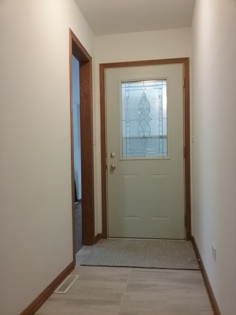 2208 Root Street Crest Hill, IL 60403 - Photo 3 of 21 a view of hallway with window