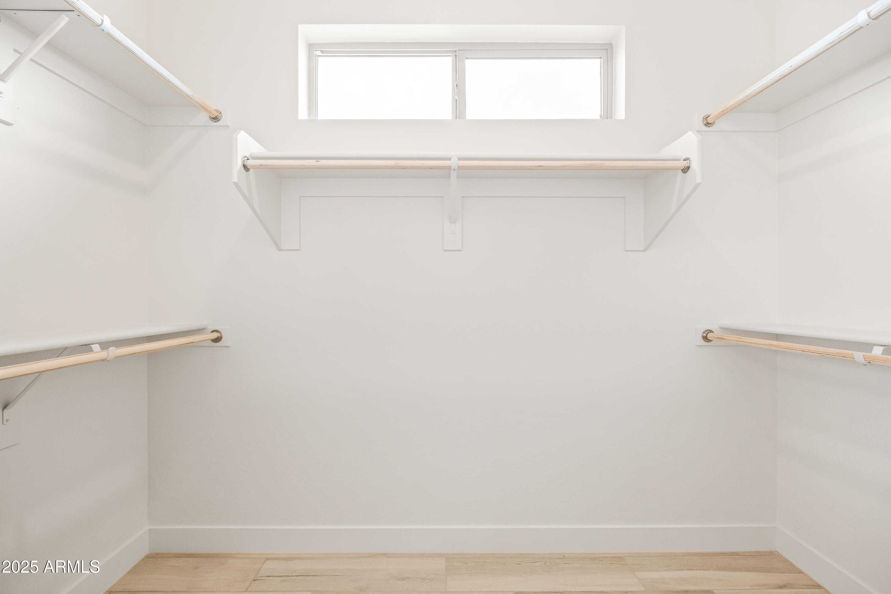 3 North Brenner Pass Road, Unit E3 Queen Creek, AZ 85144 - Photo 51 of 88 4l primary closet 1