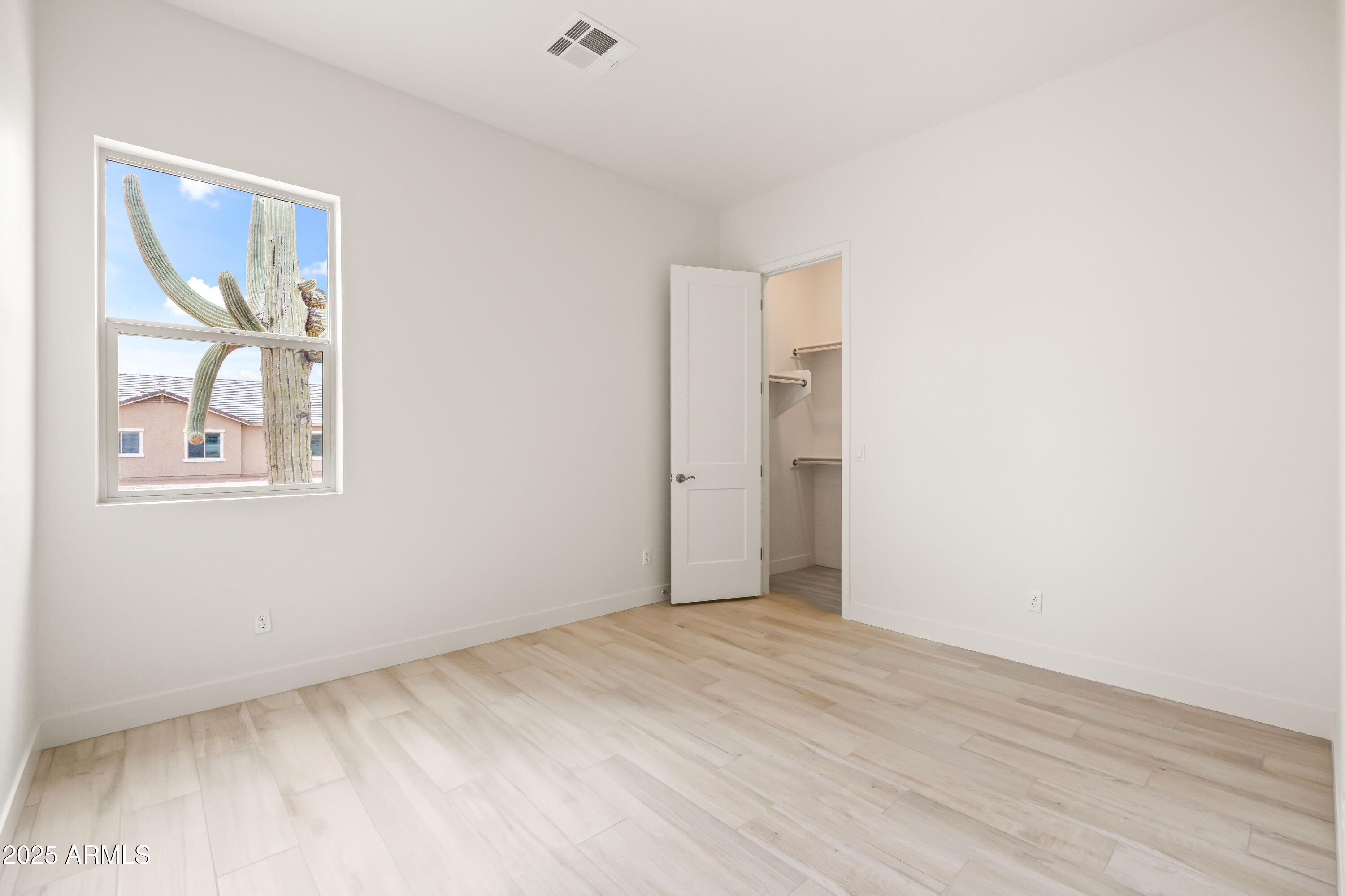 3 North Brenner Pass Road, Unit E3 Queen Creek, AZ 85144 - Photo 65 of 88 5h guest bedroom 2