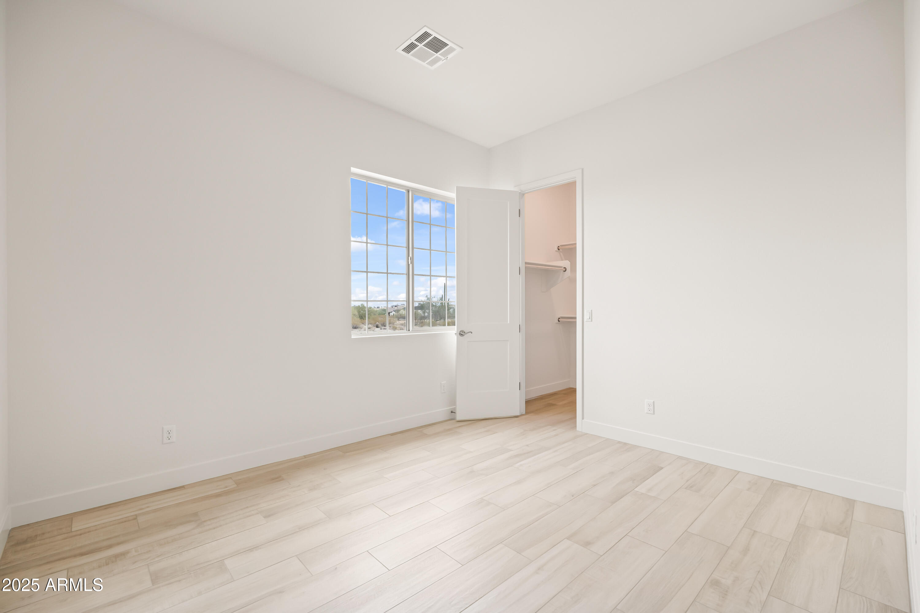 3 North Brenner Pass Road, Unit E3 Queen Creek, AZ 85144 - Photo 69 of 88 5l guest bedroom 4