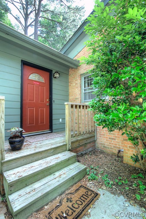 6824 Shawnee Road Richmond, VA 23225 - Photo 2 of 27 Gallery Image 2