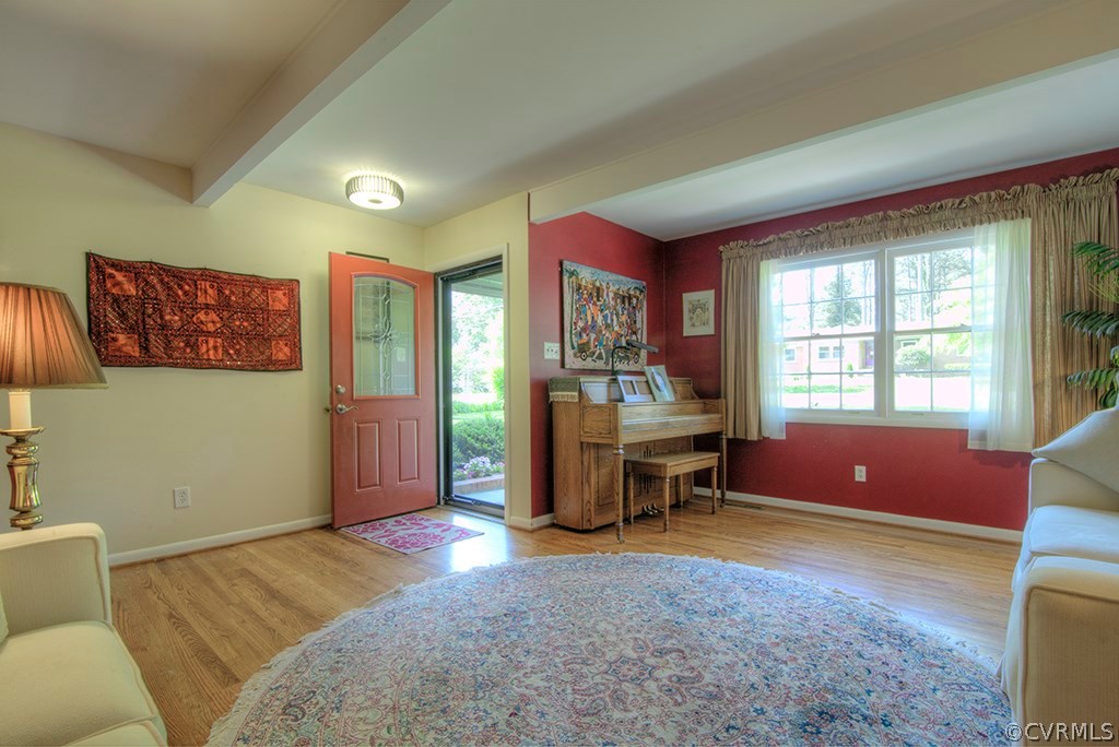6824 Shawnee Road Richmond, VA 23225 - Photo 5 of 27 Gallery Image 5