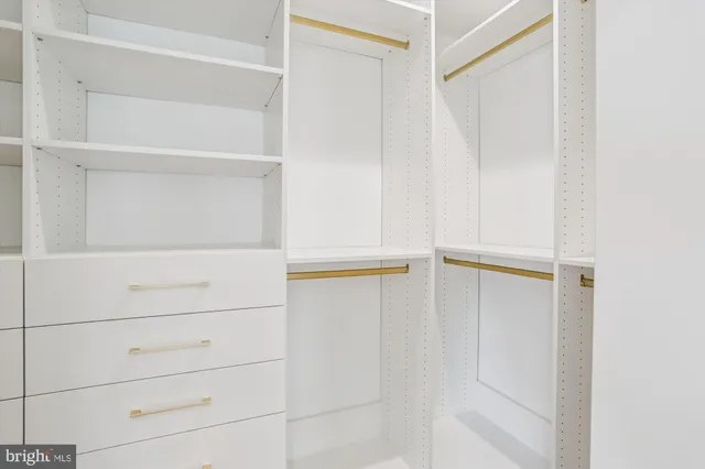 a view of walk in closet