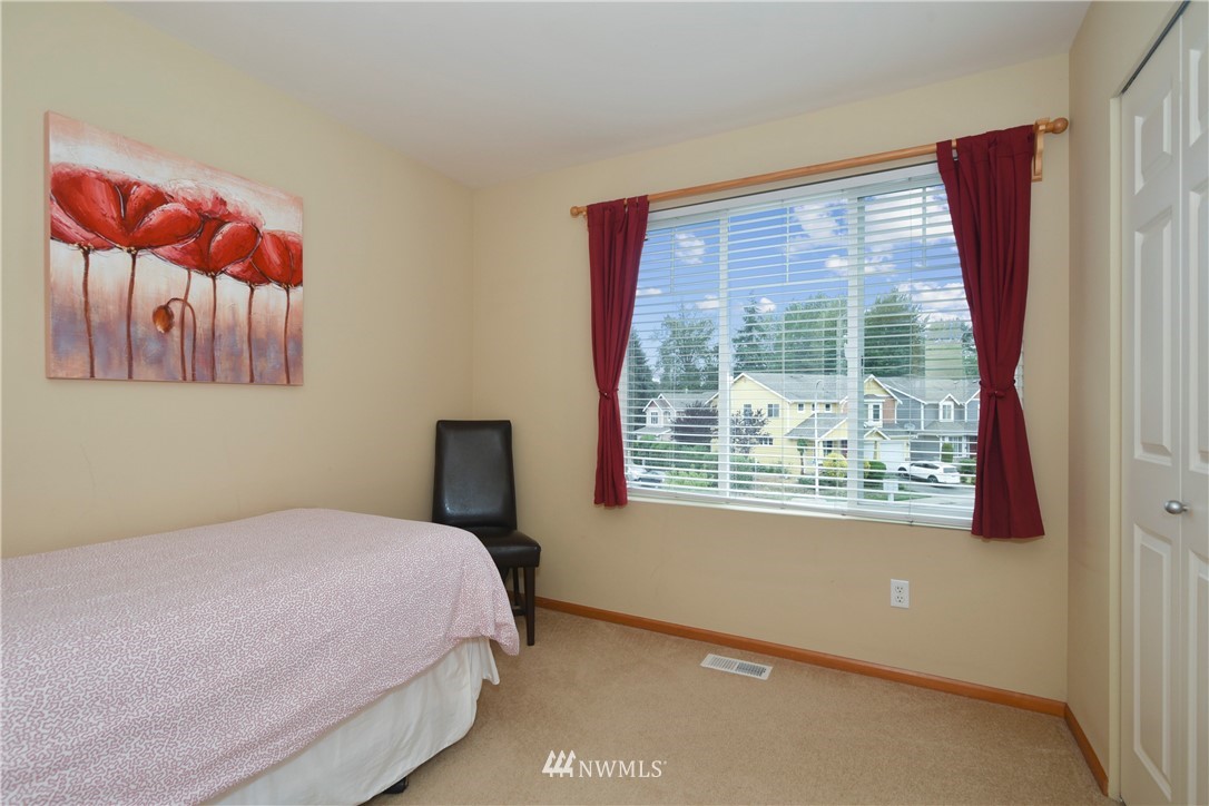 4237 Northeast 5th Court Renton, WA 98059 - Photo 19 of 24
