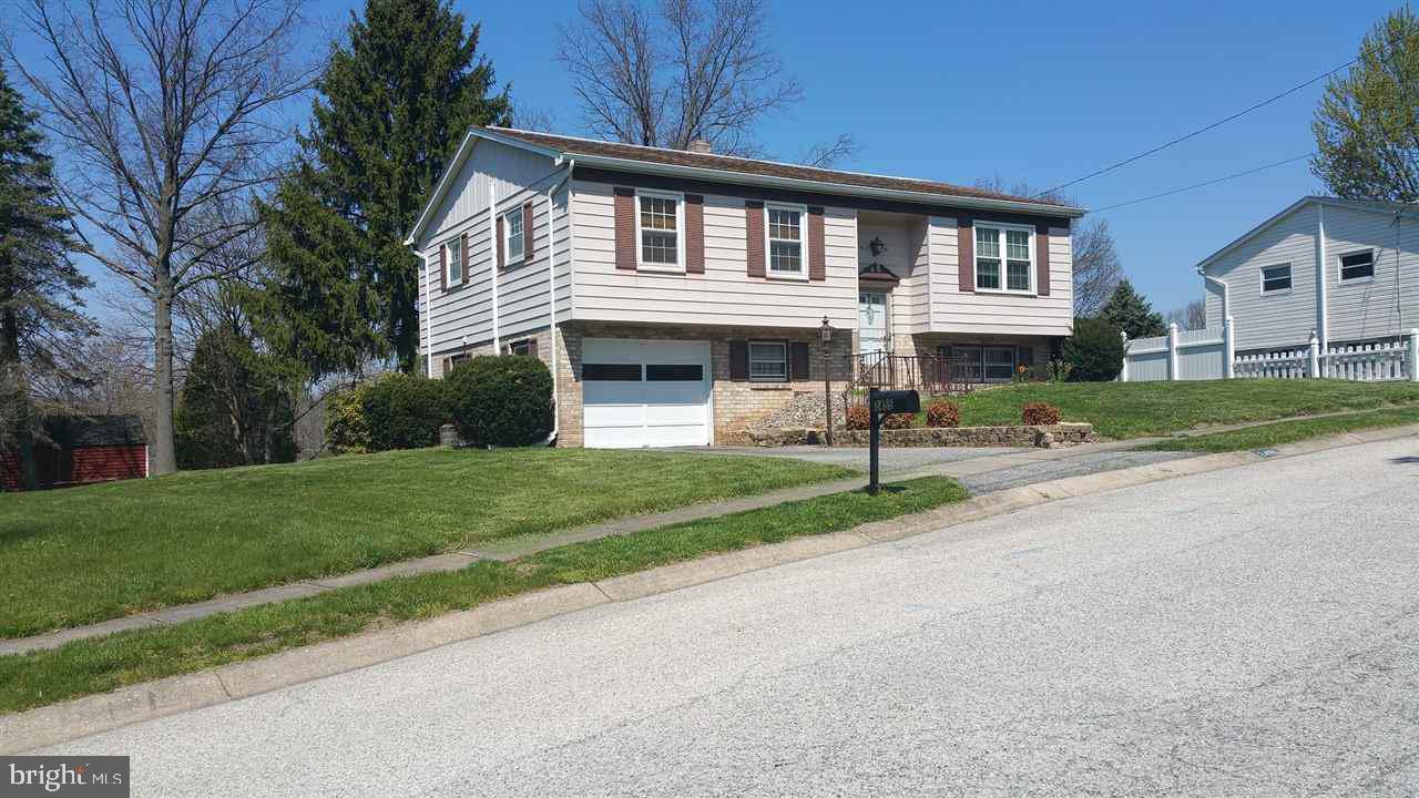 2455 Ramblewood Road York, PA 17408 - Photo 1 of 22 Gallery Image 1