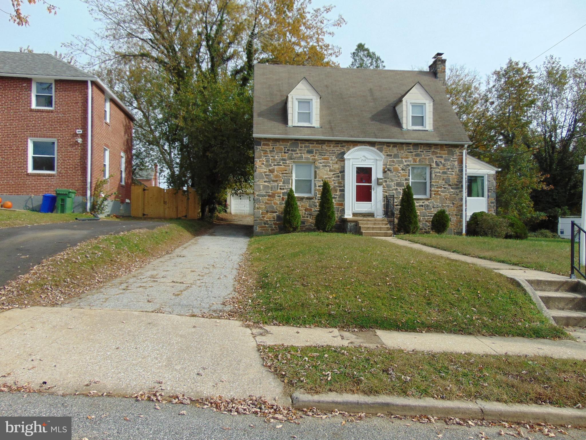 715 Dorchester Road Baltimore, MD 21229 - Photo 1 of 44