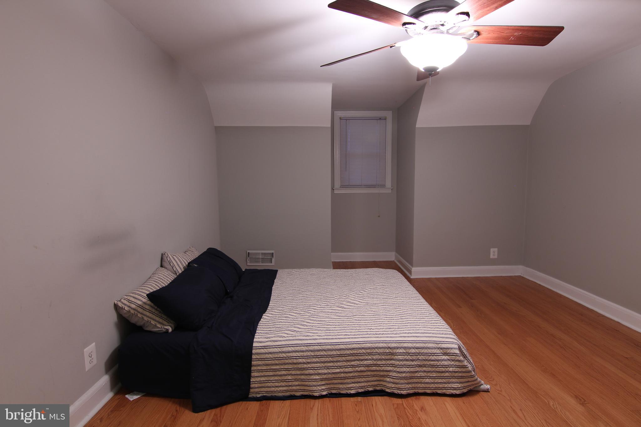 715 Dorchester Road Baltimore, MD 21229 - Photo 25 of 44