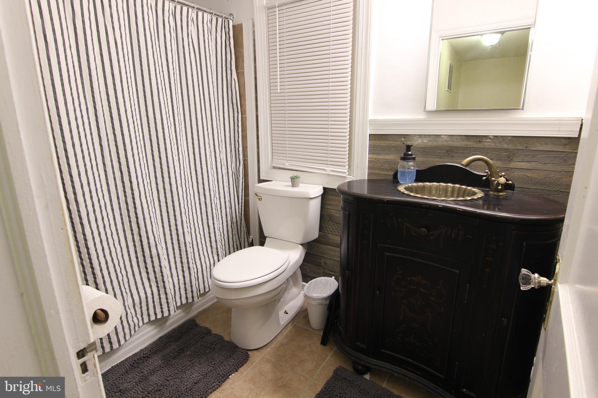 715 Dorchester Road Baltimore, MD 21229 - Photo 26 of 44