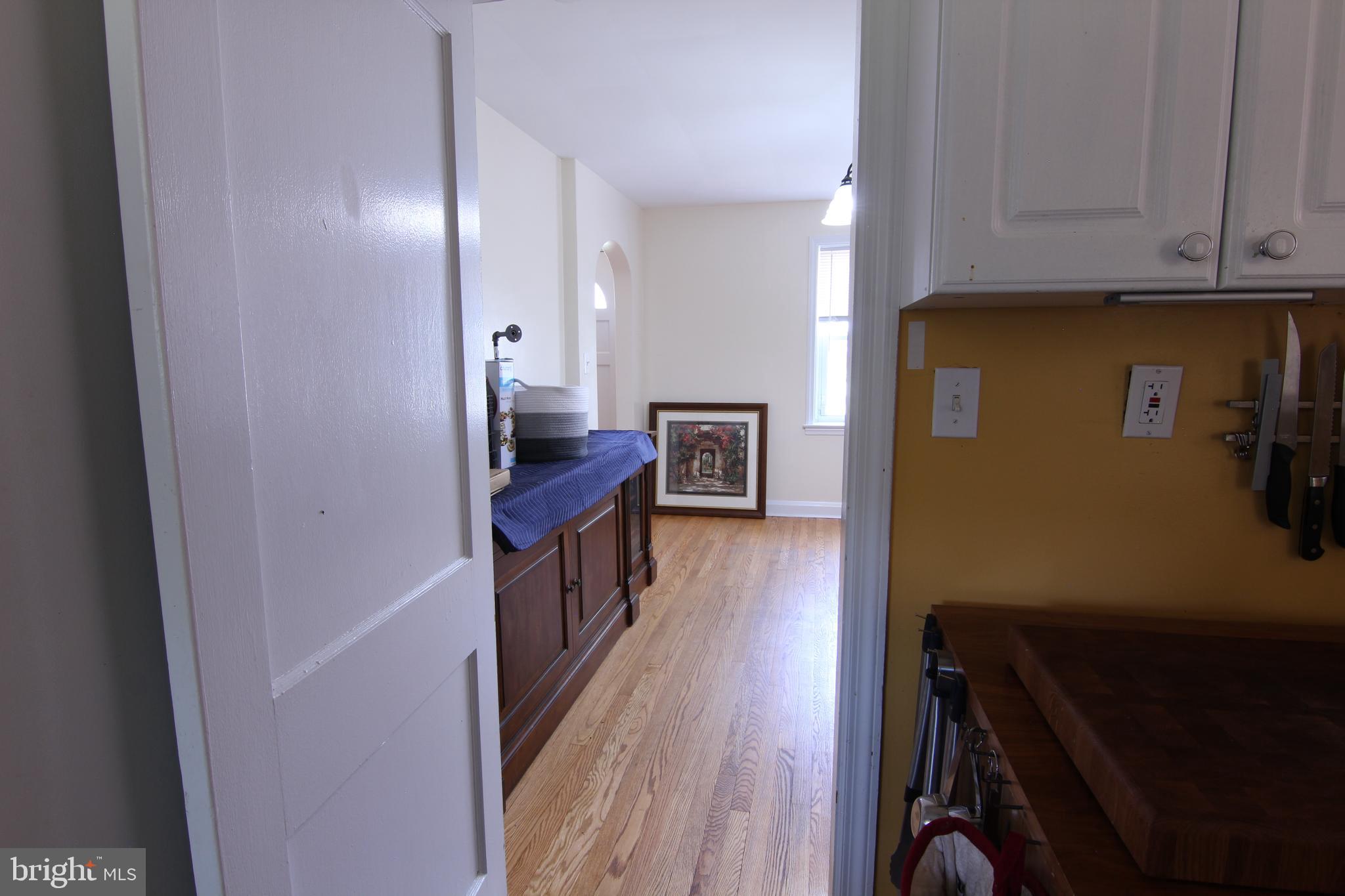 715 Dorchester Road Baltimore, MD 21229 - Photo 32 of 44