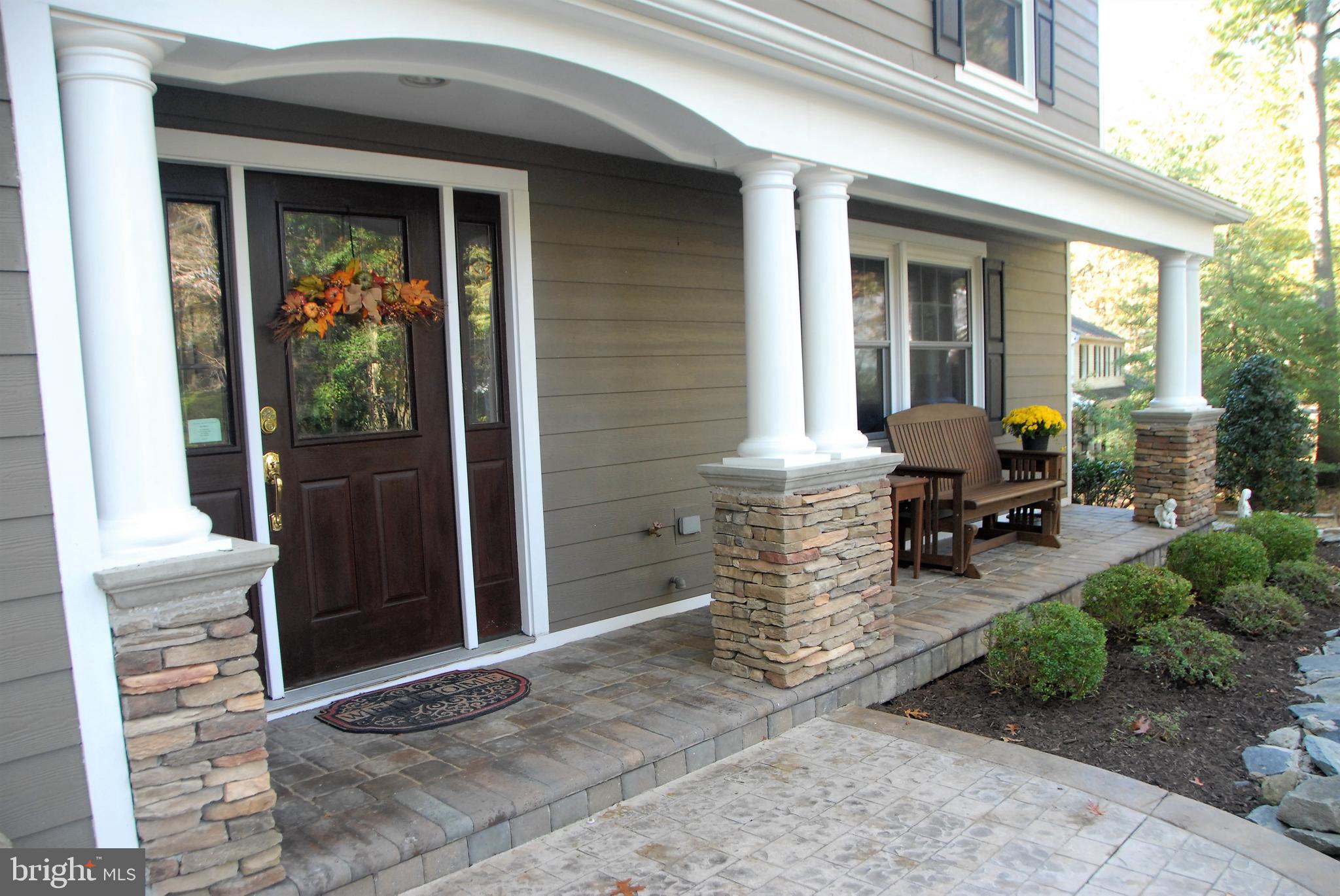 11403 Running Cedar Road Reston, VA 20191 - Photo 3 of 58 Welcome home!