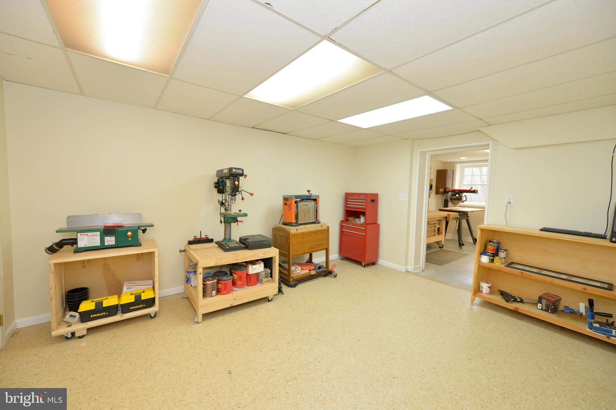 11403 Running Cedar Road Reston, VA 20191 - Photo 43 of 58 LL bonus rm w/ closets (add. bedroom potential)