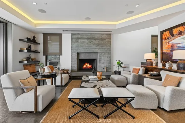 $12,995,000 | 8 Beacon Bay, Newport Beach, CA 92660