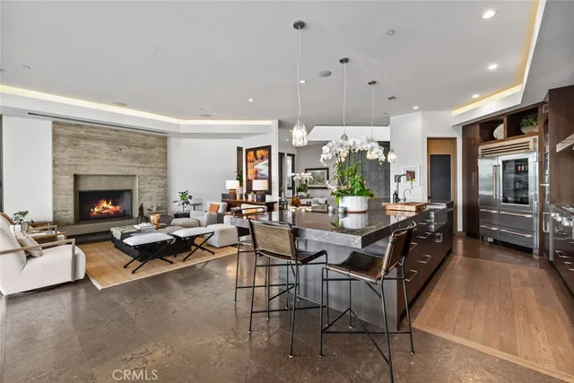 $12,995,000 | 8 Beacon Bay, Newport Beach, CA 92660