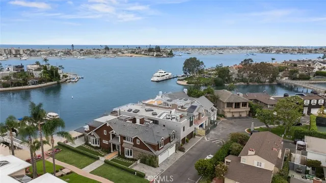 $12,995,000 | 8 Beacon Bay, Newport Beach, CA 92660