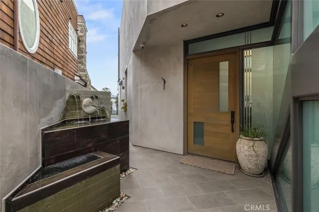 $12,995,000 | 8 Beacon Bay, Newport Beach, CA 92660