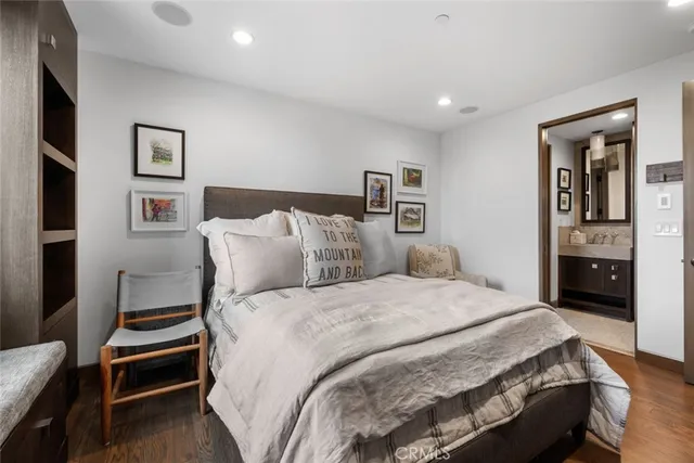 $12,995,000 | 8 Beacon Bay, Newport Beach, CA 92660