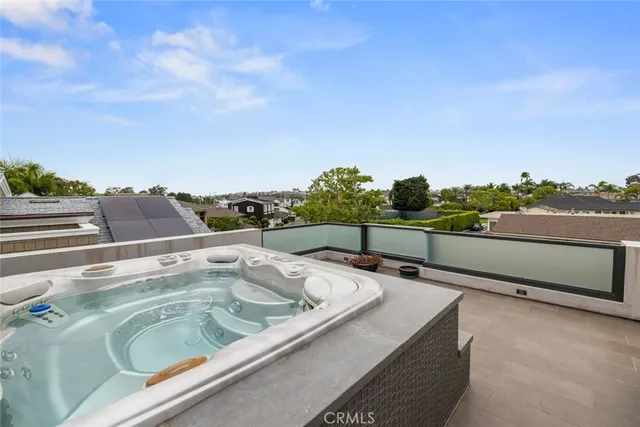 $12,995,000 | 8 Beacon Bay, Newport Beach, CA 92660