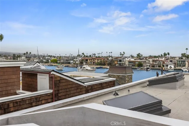 $12,995,000 | 8 Beacon Bay, Newport Beach, CA 92660