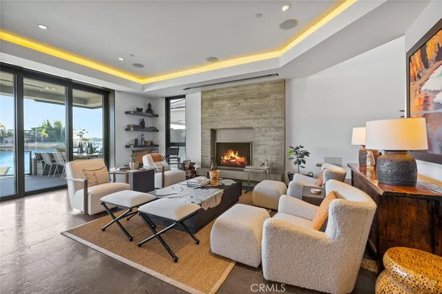 $12,995,000 | 8 Beacon Bay, Newport Beach, CA 92660