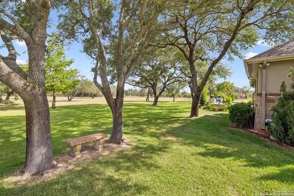 $1,300,000 | 1994 Farm To Market Road 3006, Pleasanton, TX 78064