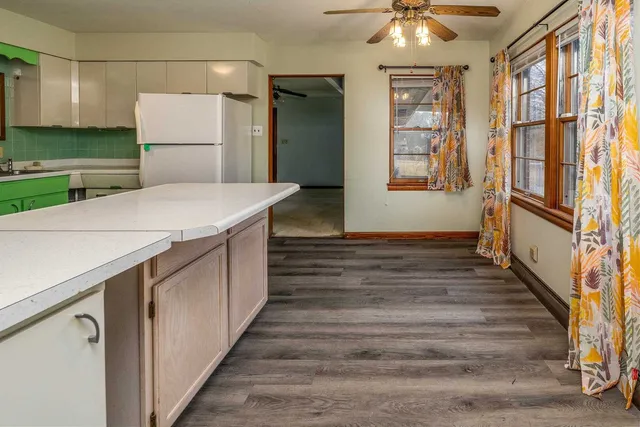 $169,500 | 1003 South Skyline Drive, Carbondale, IL 62901