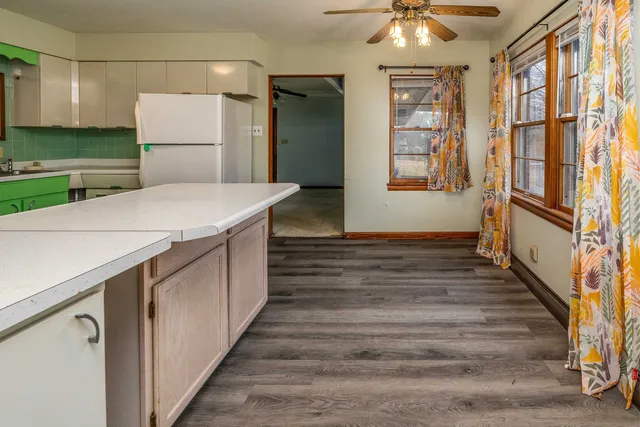 $169,500 | 1003 South Skyline Drive, Carbondale, IL 62901