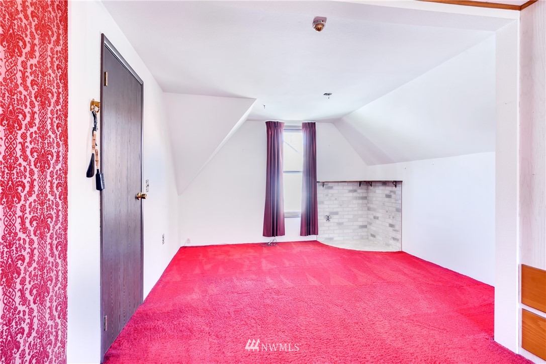 3605 Rockefeller Avenue Everett, WA 98201 - Photo 13 of 16