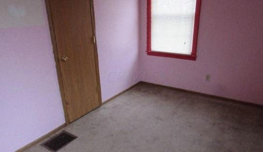 4875 Ridge Street Columbus, OH 43207 - Photo 5 of 12 Gallery Image 5