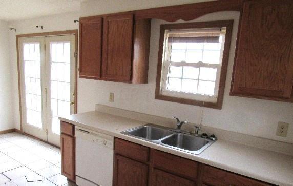 4875 Ridge Street Columbus, OH 43207 - Photo 10 of 12 Gallery Image 10